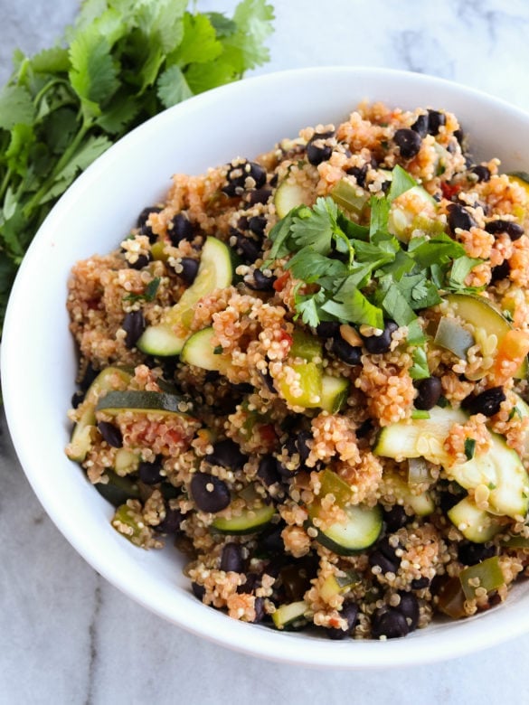 One-Pot Tex Mex Quinoa (30 Minute Meal!) - From My Bowl