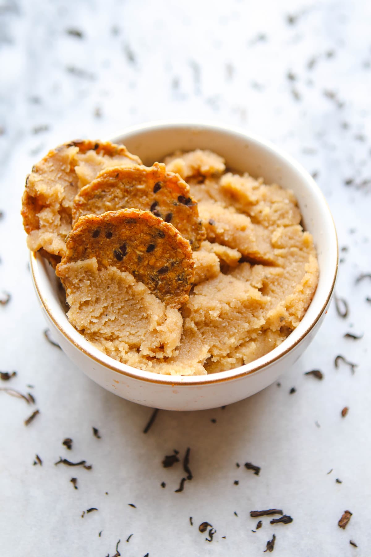 Almond & Pu-Erh Cheese Spread - Easy Vegan Party Recipe