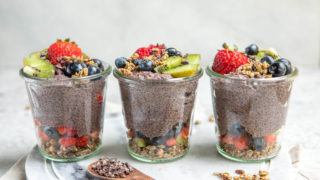 https://frommybowl.com/wp-content/uploads/2018/09/Acai_Chia_Pudding_FromMyBowl_GlutenFree-9-320x180.jpg