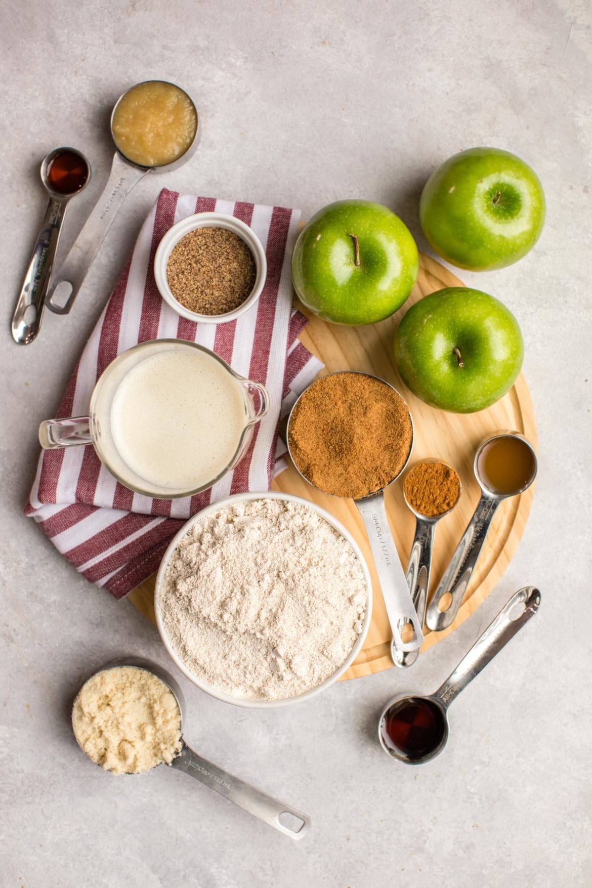 Apple Cinnamon Muffins (Vegan & Gluten-Free) - From My Bowl