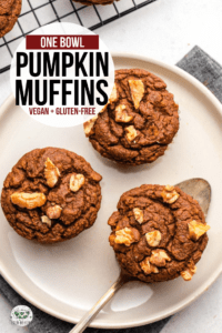 Fluffy and moist, these One Bowl Pumpkin Muffins are the perfect Fall treat! They're great for breakfast *or* dessert and are vegan, gluten-free, and refined-sugar free. #vegan #plantbased #pumpkinmuffins #glutenfree #oilfree | frommybowl.com
