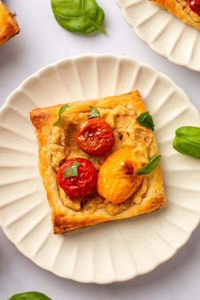 Tomato Tarts With Puff Pastry From My Bowl tomato-tarts-with-puff-pastry-from-my-bowl