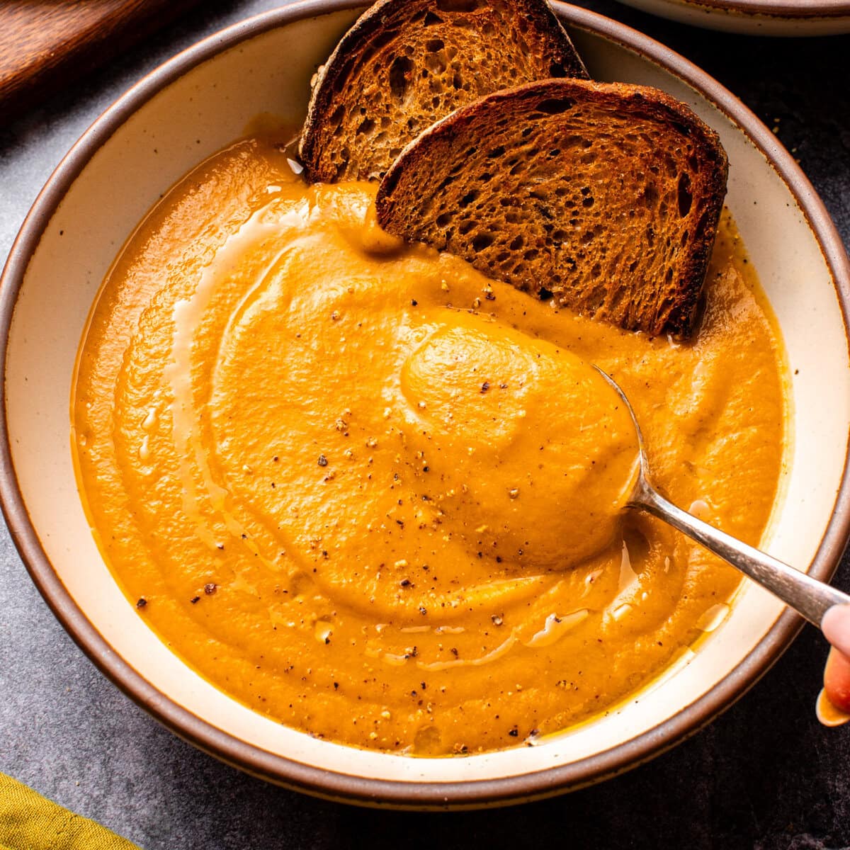 Easy Roasted Vegetable Soup with White Beans